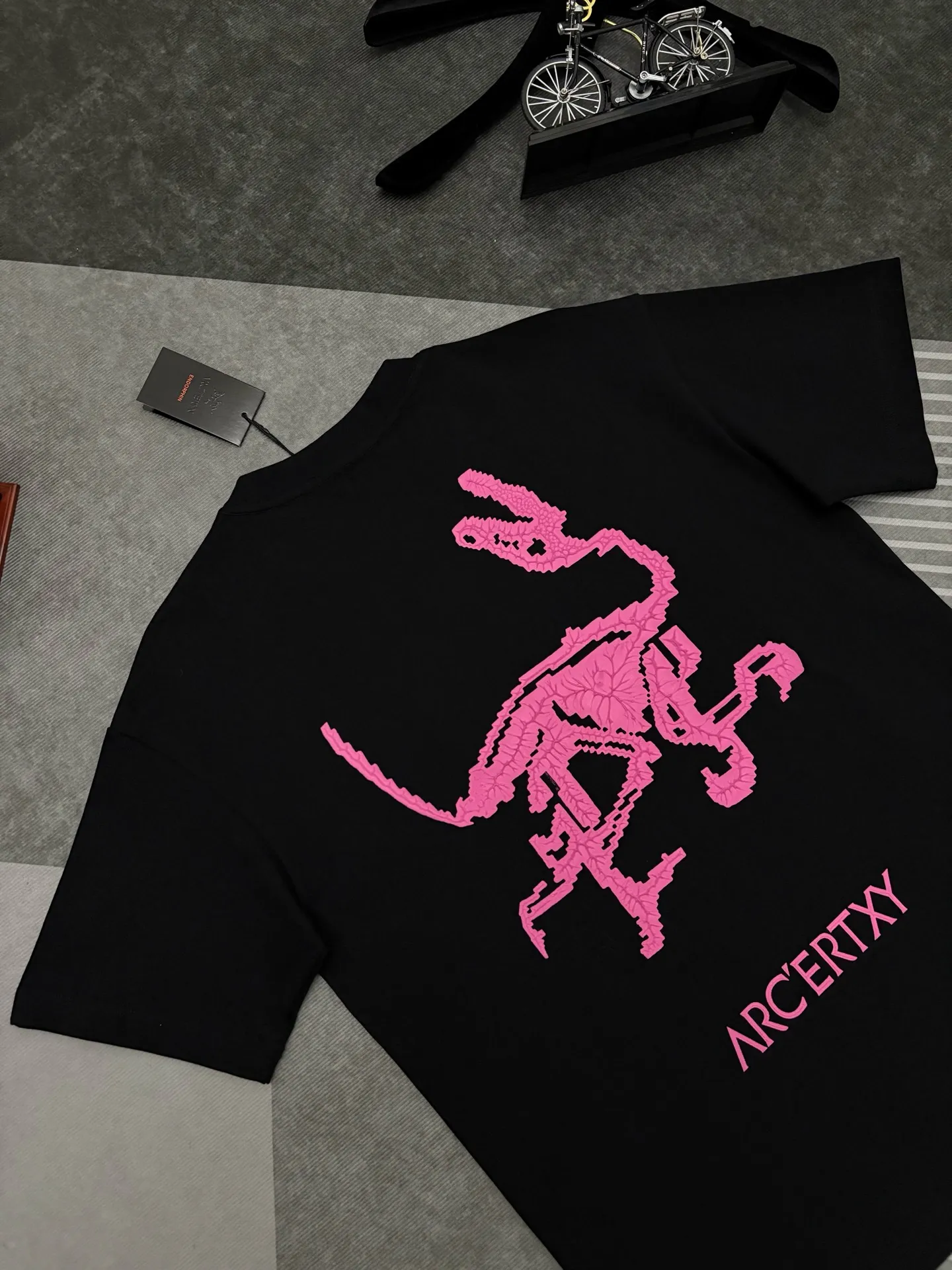Arcteryx T 【Arcteryx ， 】 New Arrival ， Premium Versatile ， Same Style Arcteryx ， T ， ， ， logo logo ！ ， ， ， ， ， ， ， ！！ ， ， 。 ， 。 ， ， ！！ Sizes：S、M、L、XL、XXL